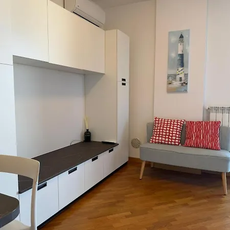 Paper Apartman
